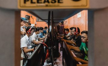 An esports glossary straight from the computer shop
