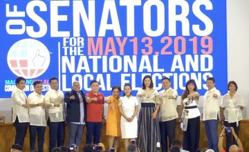 Nancy Binay and Grace Poe skipping the Duterte “fist bump” is a mood