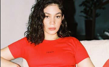 Jess Connelly’s V-Day JCON merch drop includes a timely Y2K Valentine Tee