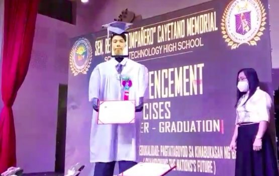 Cyberpunk 2020: Robots proxy for graduates in this Taguig grad ceremony