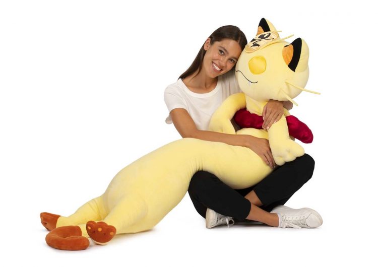 This 5-foot long Meowth plushie is the only Valentine I need, TBH