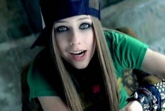 Avril Lavigne is turning ‘Sk8er Boi’ into a movie