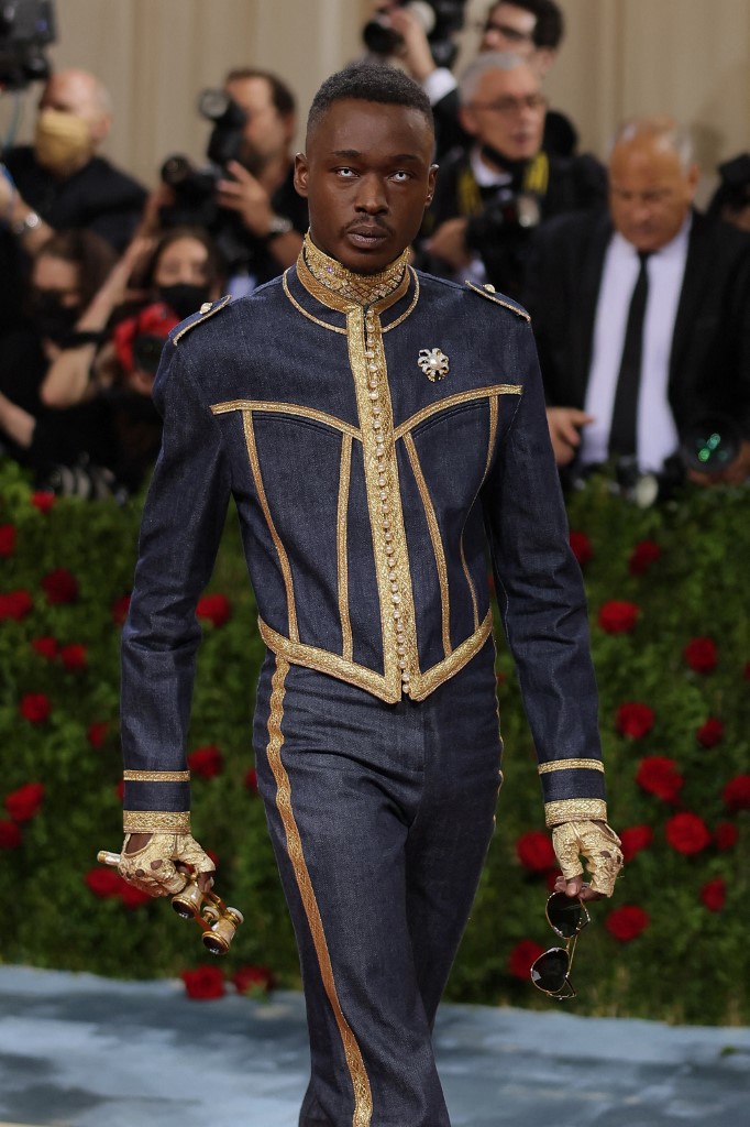 11 celebs who understood the Met Gala ’22 assignment - Ashton Sanders