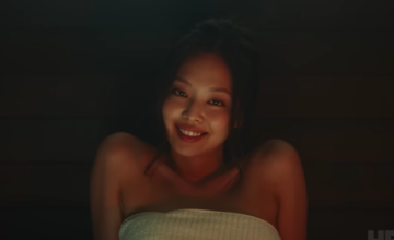 We’re living for Jennie’s devilish grin in ‘The Idol’s’ new trailer