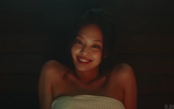 We’re living for Jennie’s devilish grin in ‘The Idol’s’ new trailer
