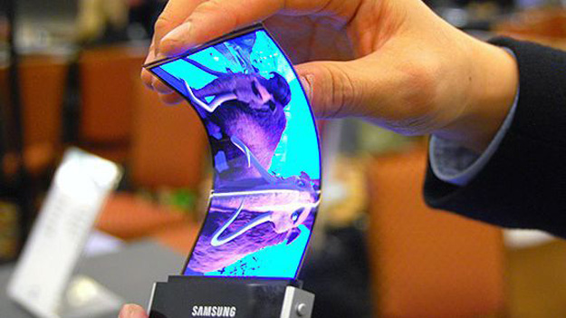Samsung Unveils The Foldable Display For Its Samsung Galaxy X