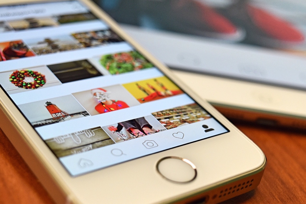 Instagram now lets you post and share on its mobile site, but still not from desktop